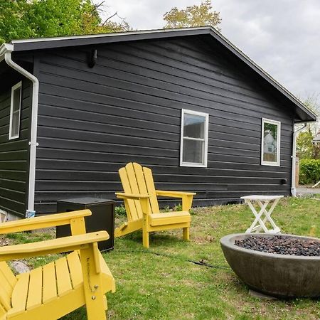 Campfire Cottage Fireplace, Fire Pit & No Chores! Kingston Exterior photo